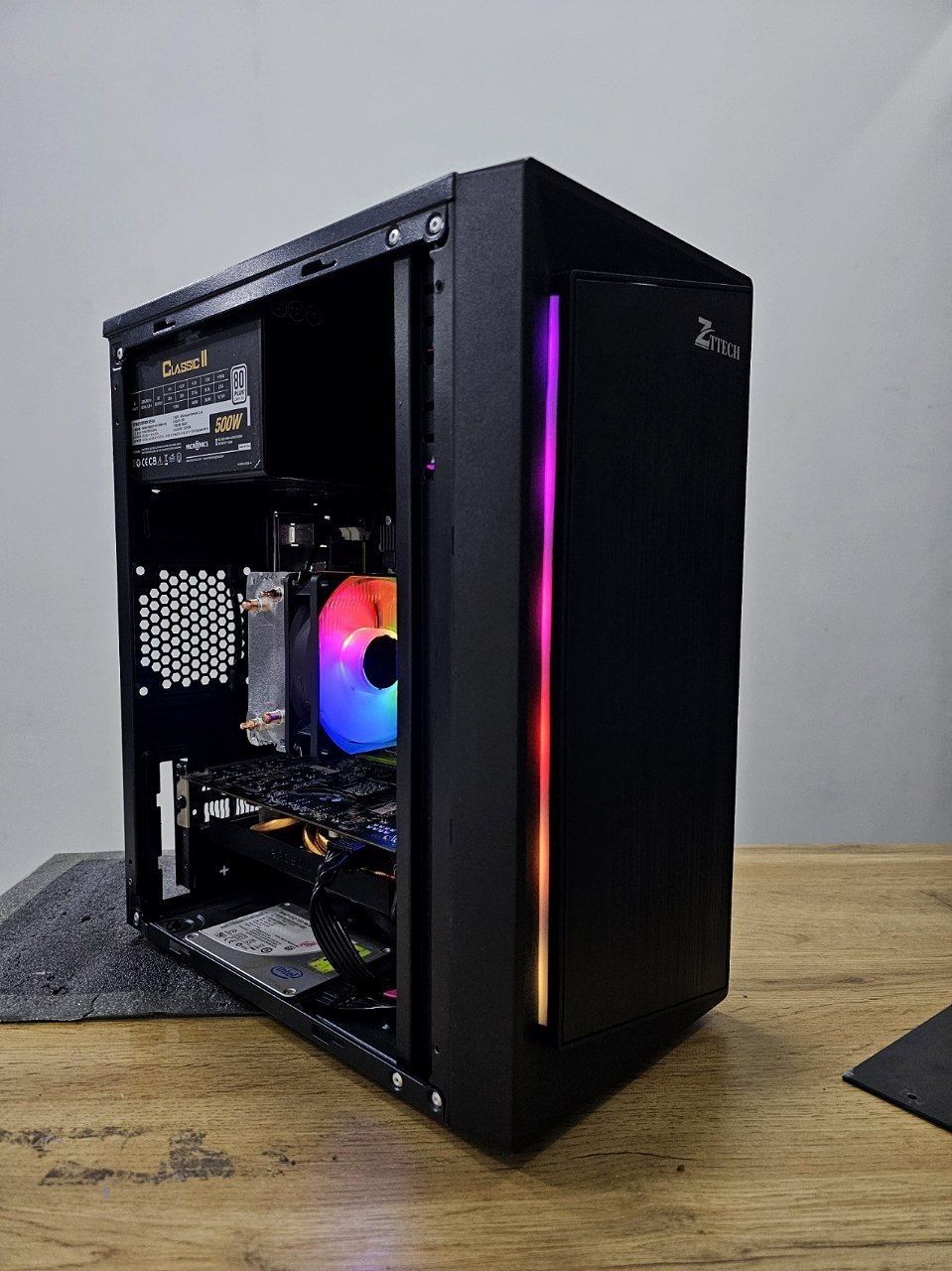 Курпус для компьютера RGB