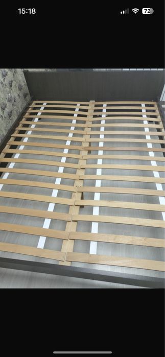 Кровать для спальной