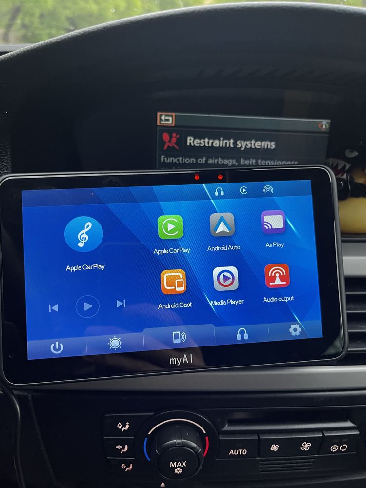 CarPlay Media за автомобил