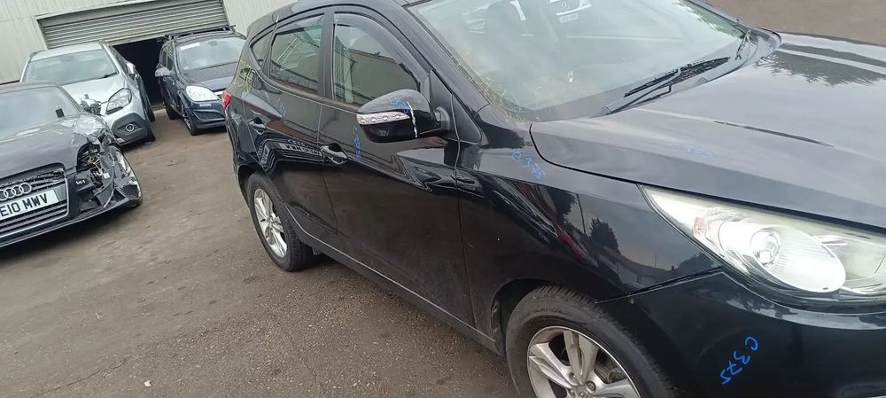 Dezmembrari / Dezmembrez Hyundai ix35 (LM) 1.7 CRDI R67D cutie de viteze manuala cod culoare 1K BLACK PEARL