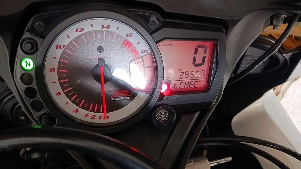 Suzuki GSX R 600 K8