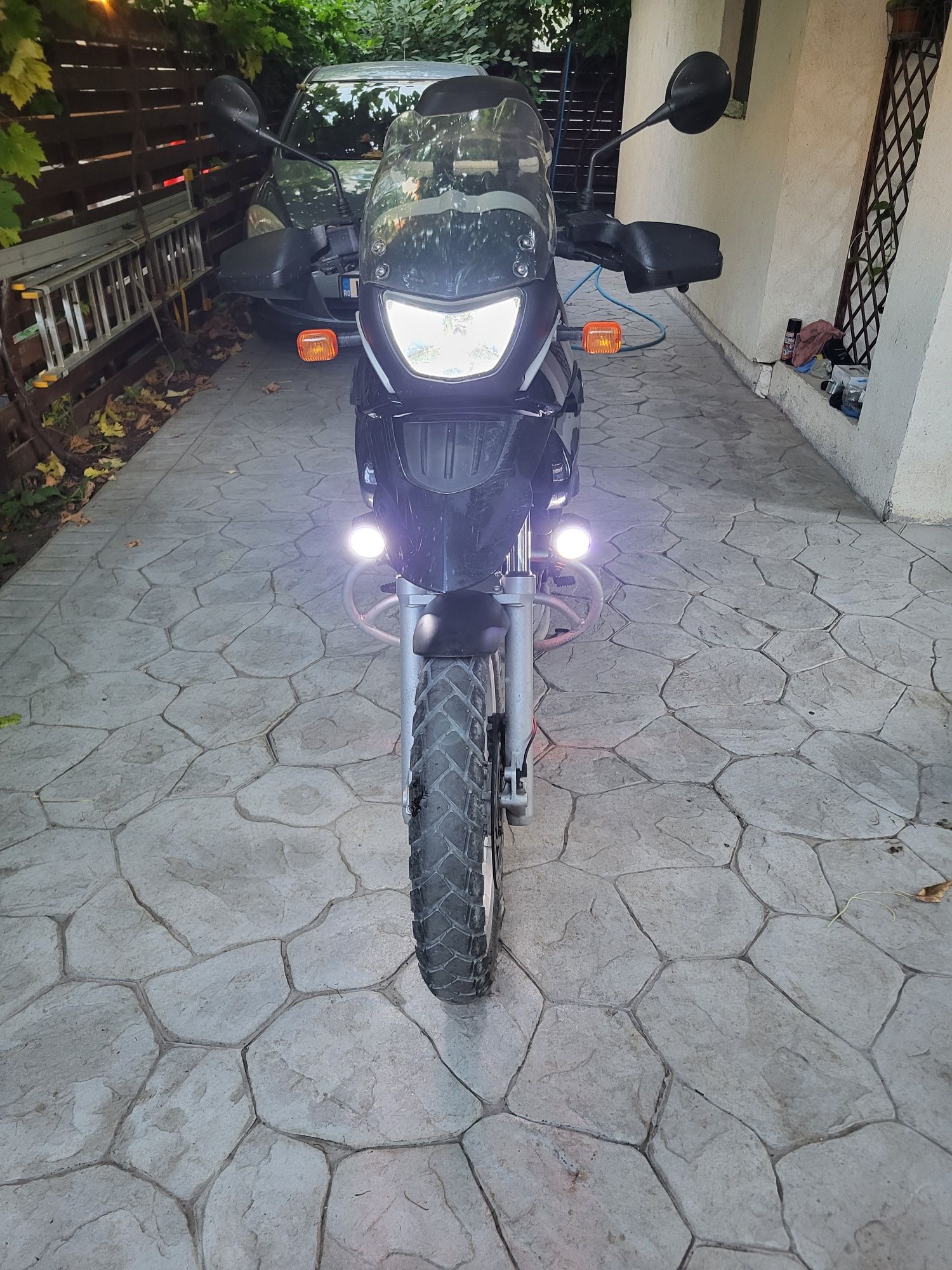 Vand Bmw/Schimb f650gs ABS Manere incalzite 26500km reali servistat re