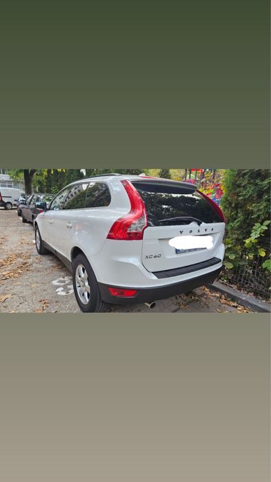 Valabil:  Volvo XC 60 D5 AWD Geartronic Momentum