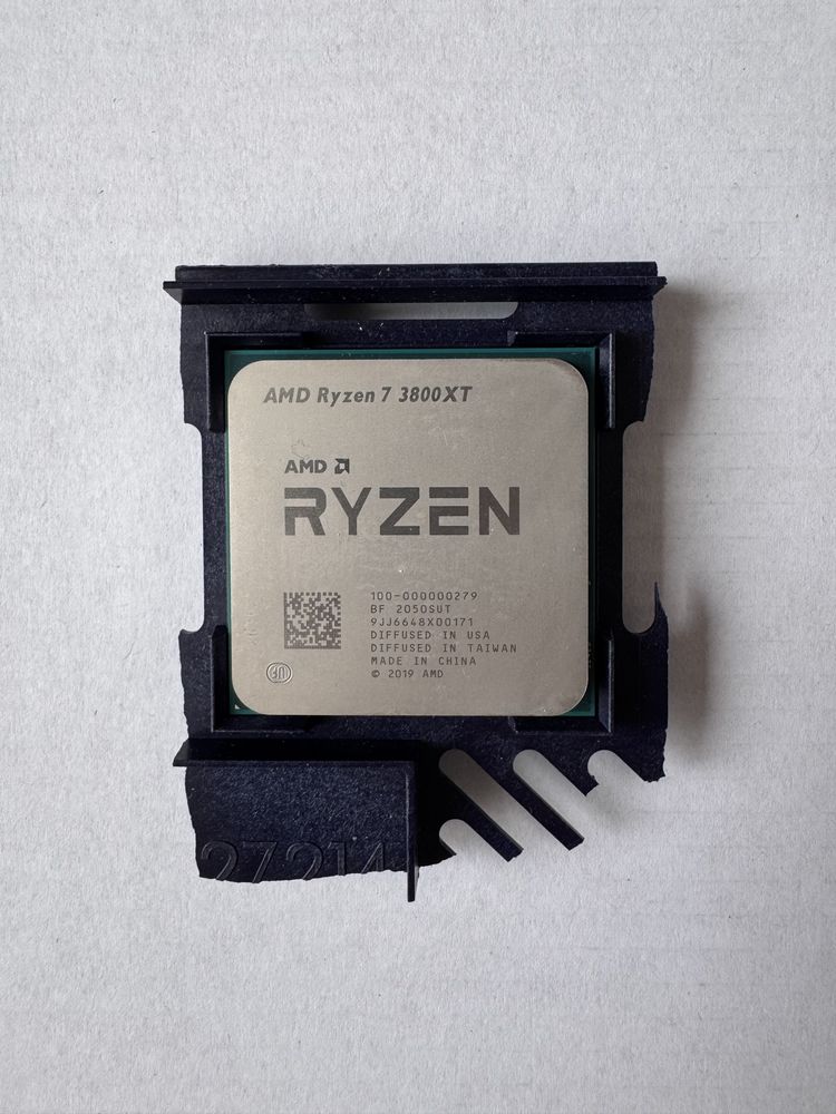 Процессор AMD Ryzen 7 3800xt