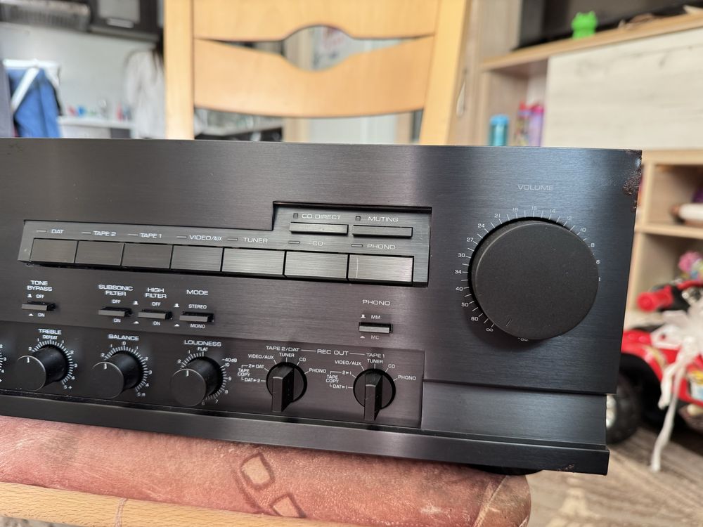 Yamaha AX-900 Качествен стерео усилвател