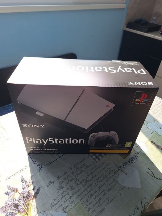 Sony PlayStation 5 Slim 30th Anniversary limited disk edition+игра