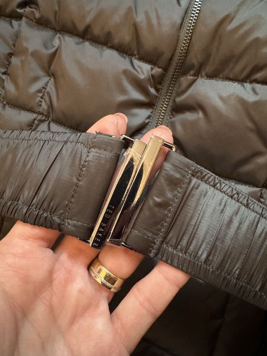 Geaca Ted Baker NOUA cu eticheta marimea 2