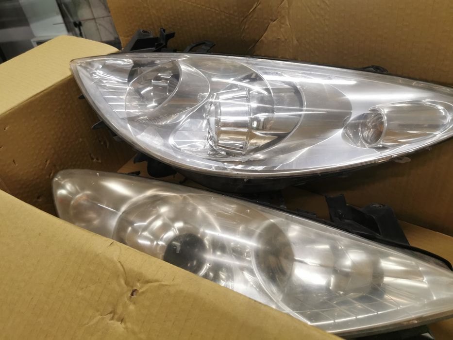 Фарове за peugeot 307