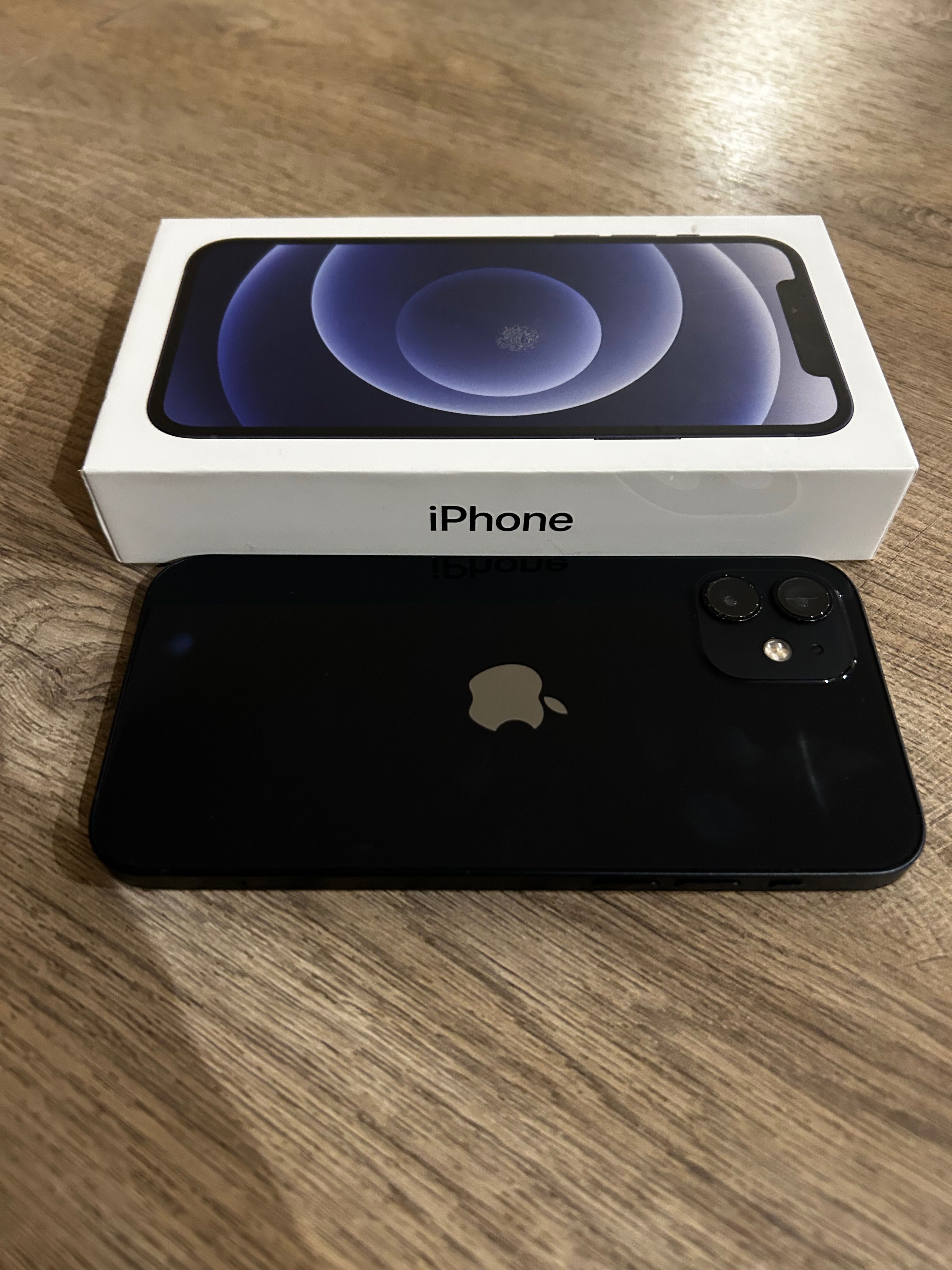 iPhone 12, 64 Gb