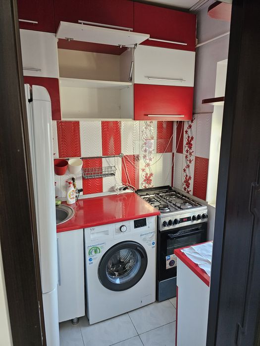 Proprietar Garsoniera de închiriat Ploiești Vest str. Eremia Grigoresc