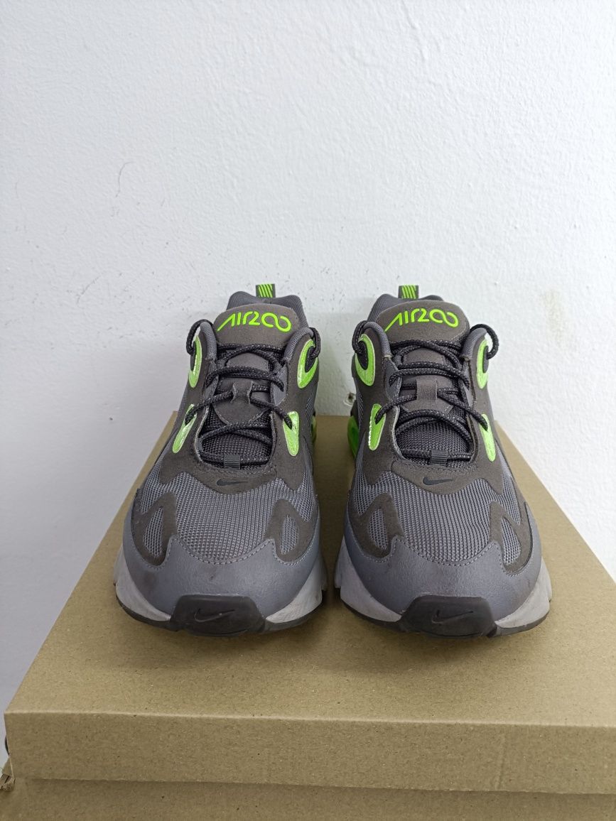 Nike Air Max 200 номер 44