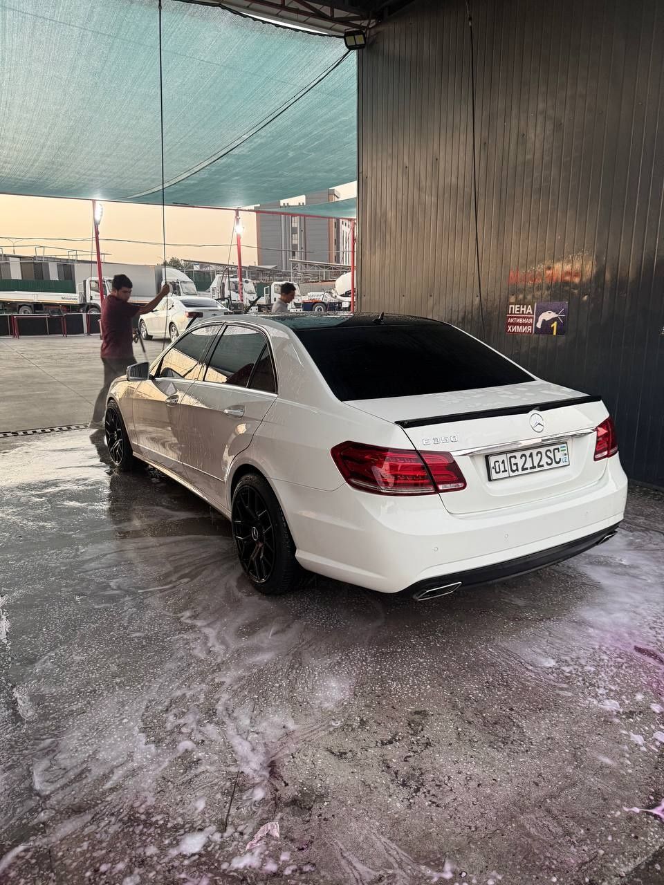 w 212  E 350 4 matic