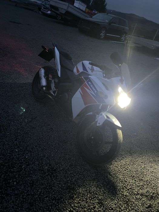 Vand Honda CBR125R