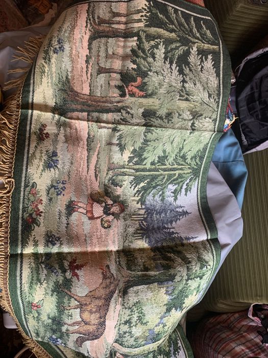 Ретро изделия от плат и кожа от Социализма