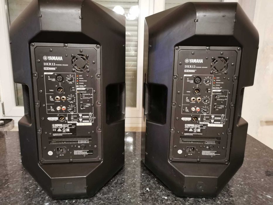 Boxe Yamaha DXR12 active 1100 W