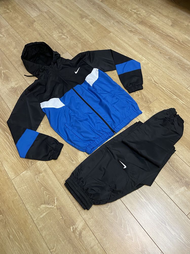 Trening Nike de Fâș marimea S,M,L,XL,XXL