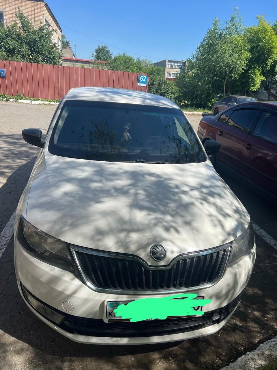 продаю Шкоду Рапид