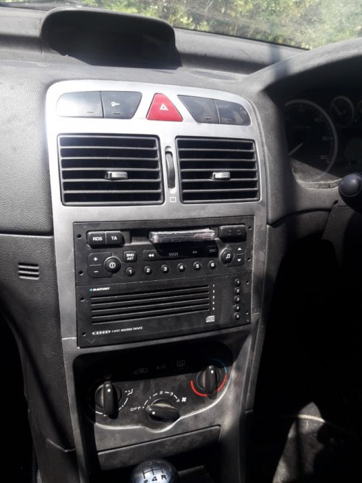 Пежо307 Peugeot307 2.0 HDI хечбек само на части