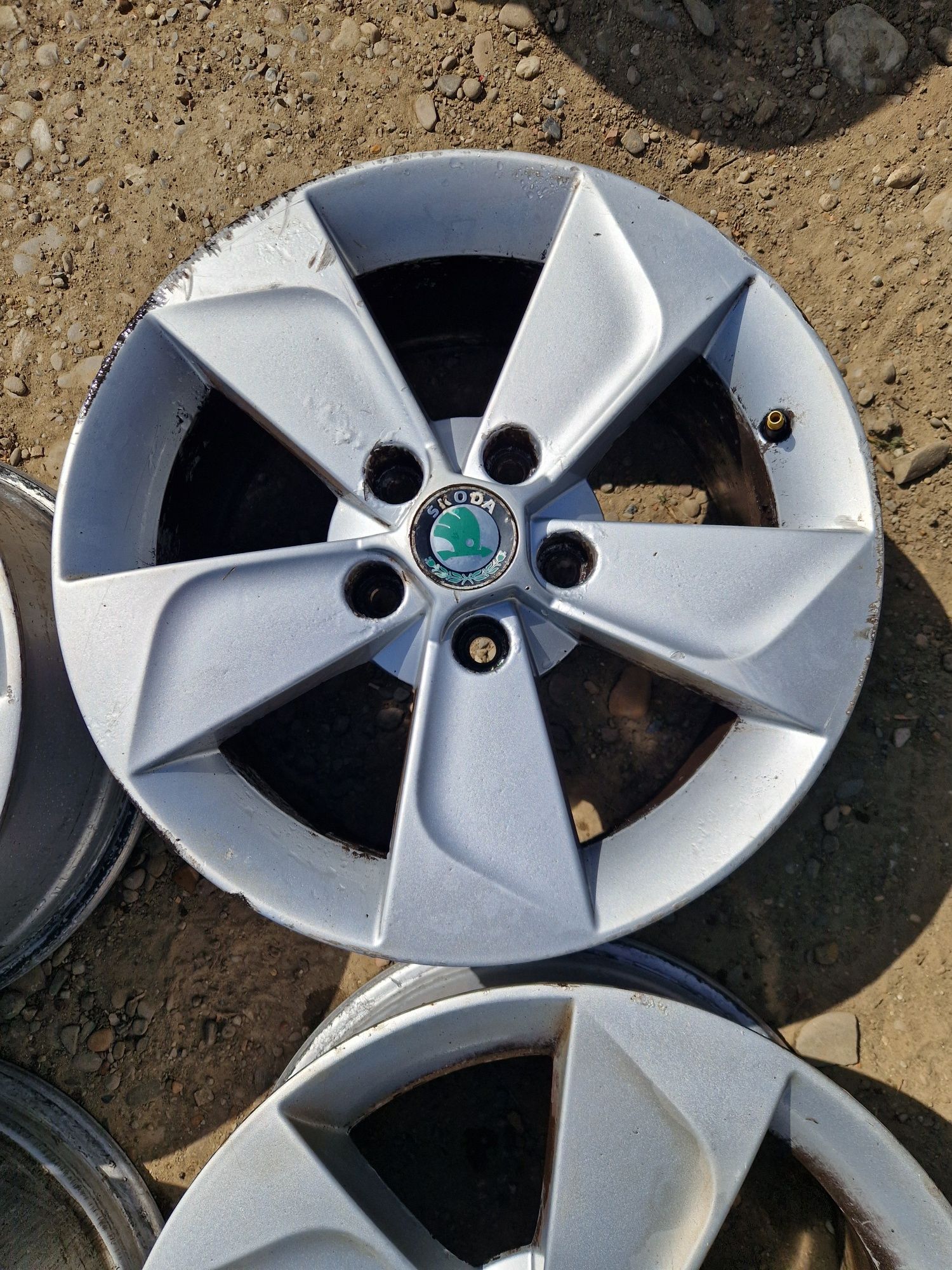 Jante aliaj Skoda Yeti R16 2012