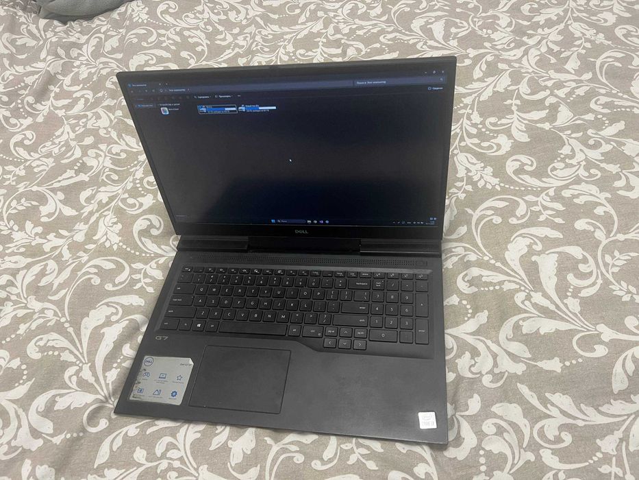 Dell G7 7700 • 17.3" • RTX 2070 • 300Hz • Гейминг лаптоп, отлично