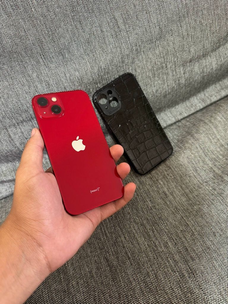 IPhone 13 red 128GB