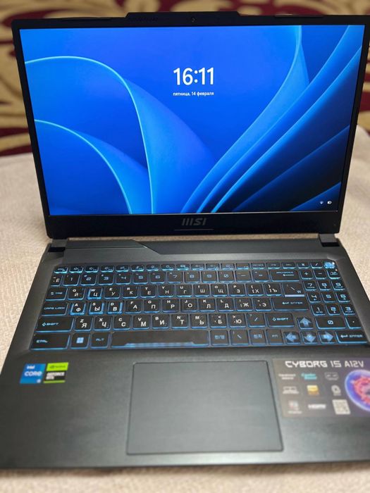 Ноутбук cyborg i5 A12