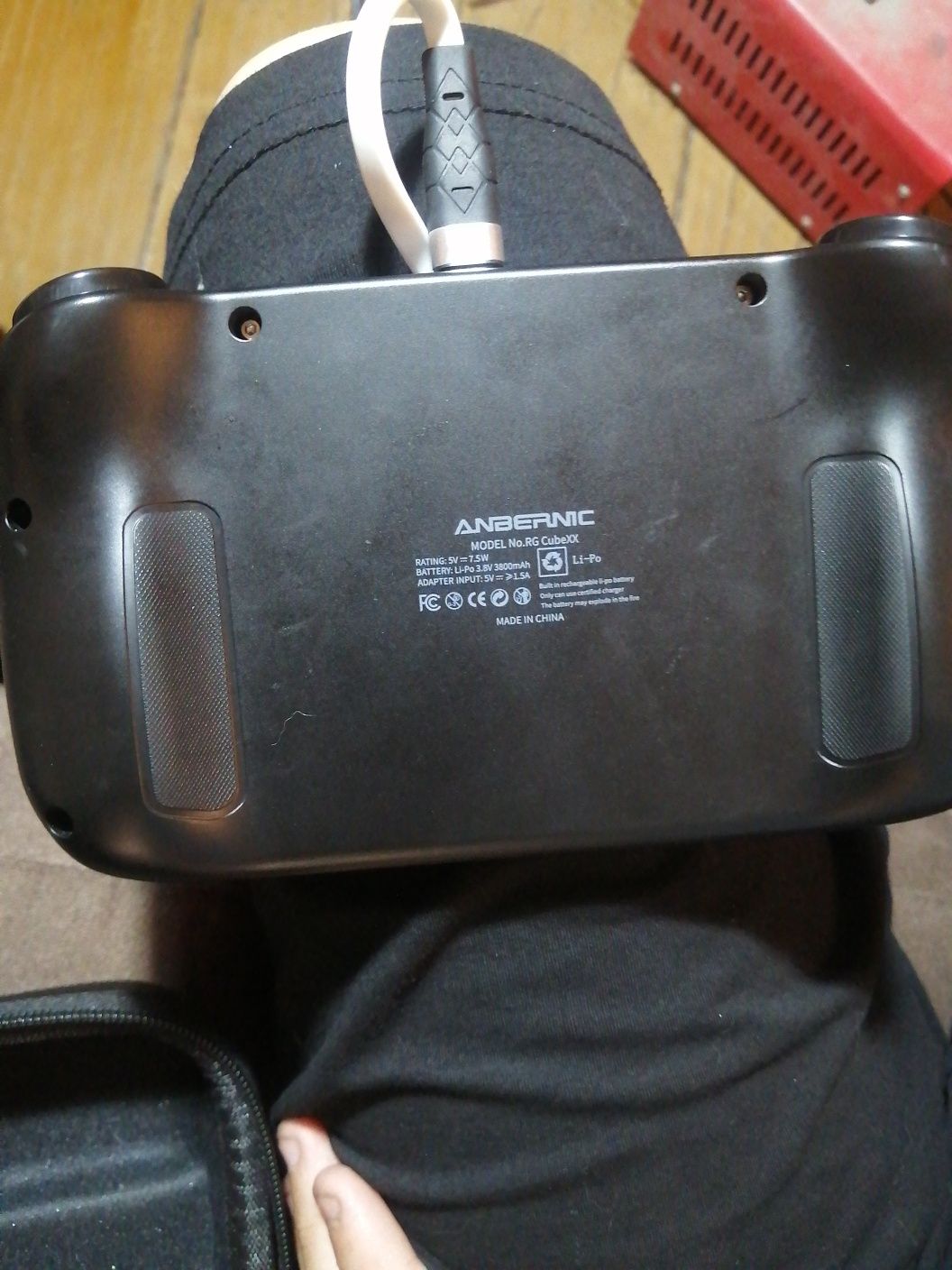 Anbernic rg cube xx