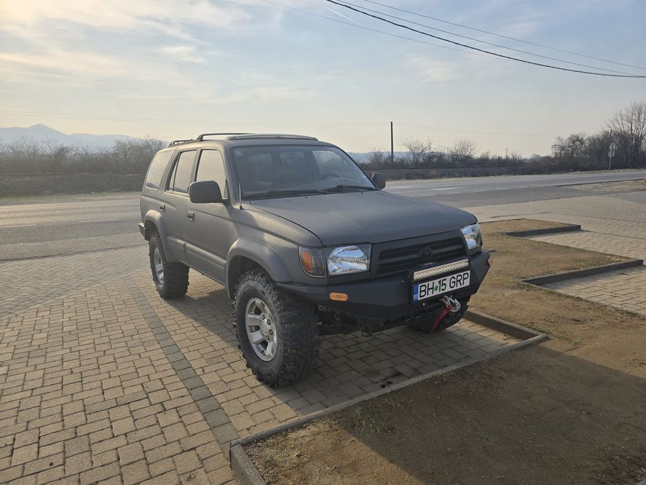 Toyota 4runner 3.4 benzina anul 1998e