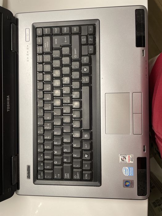 Vand Laptop toshiba