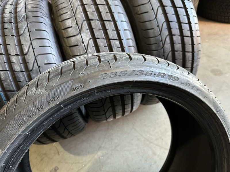 235/35/19 PIRELLI 4бр