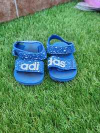 Vând sandale copii Adidas