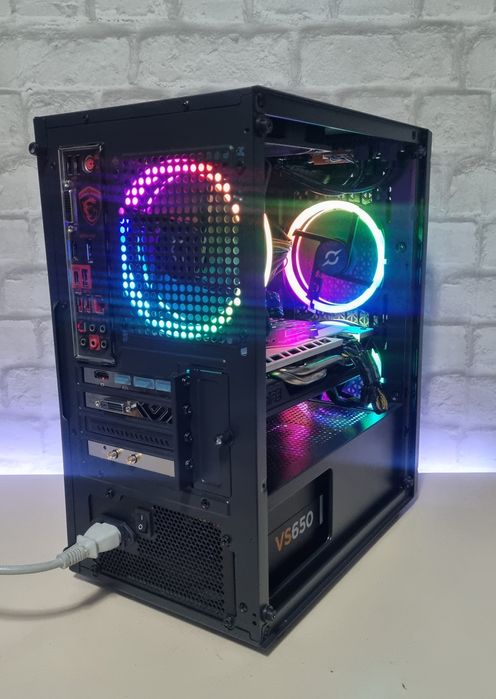 Unitate PC Gaming: Ryzen 5 3600/16GB RAM/RX 580 8GB/256SSD/1TB HDD/rgb