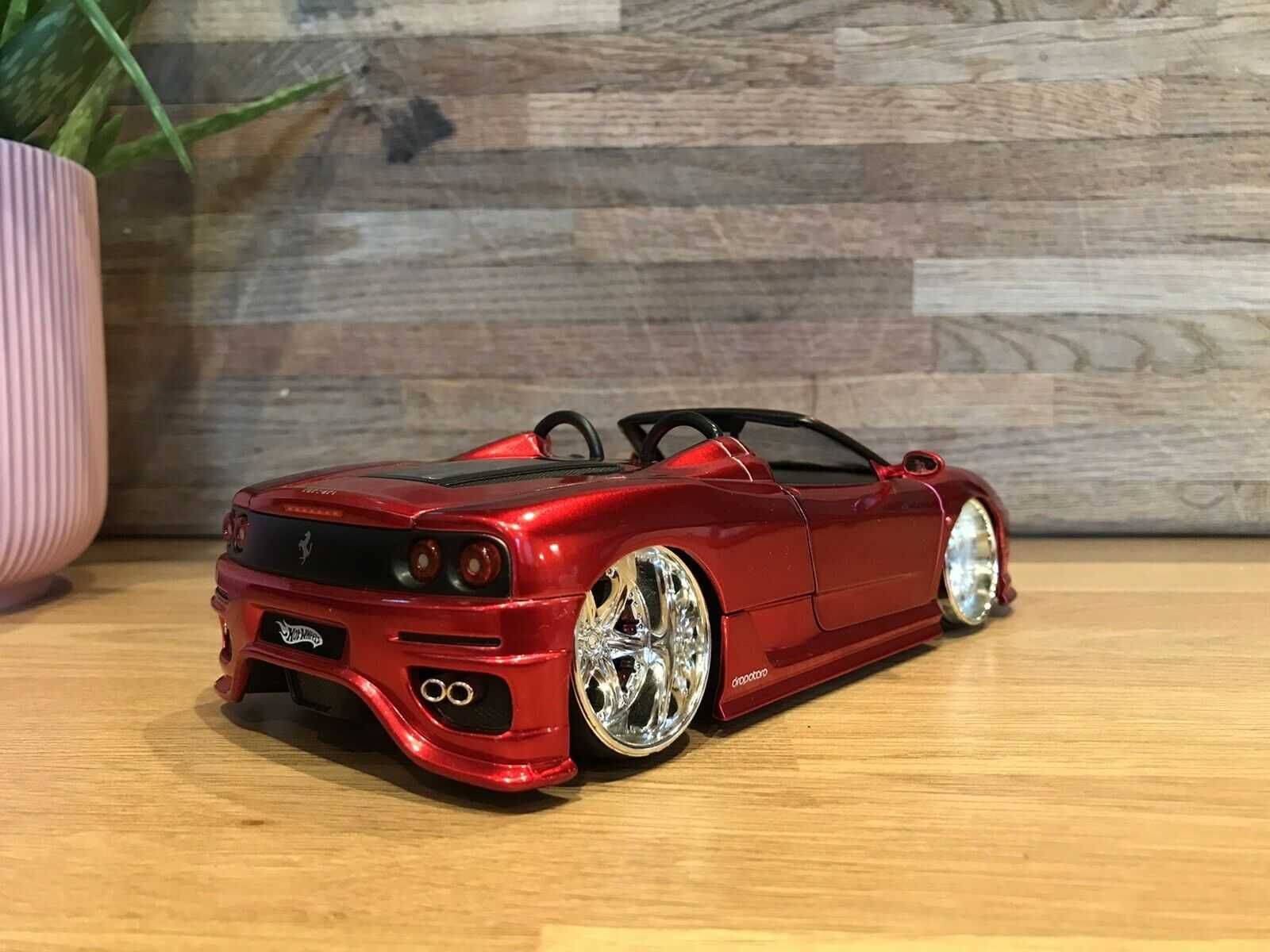 Метална количка Hot Wheels Ferrari 360 Spider 1/24 Dropstars Custom