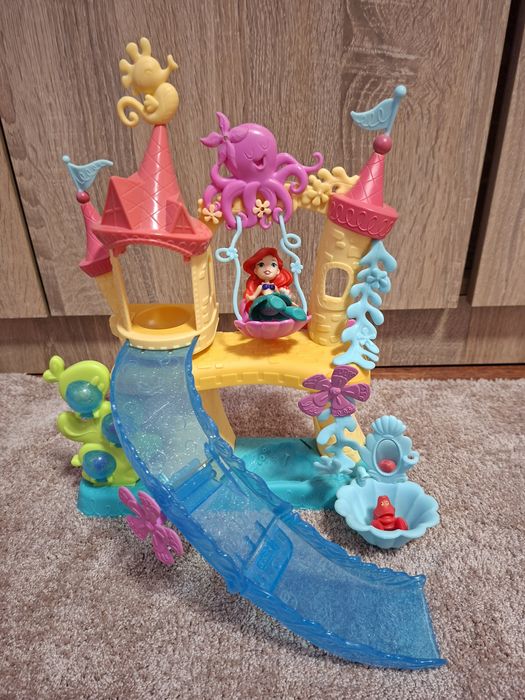 Комплект Disney Princess, Замъка на Ариел