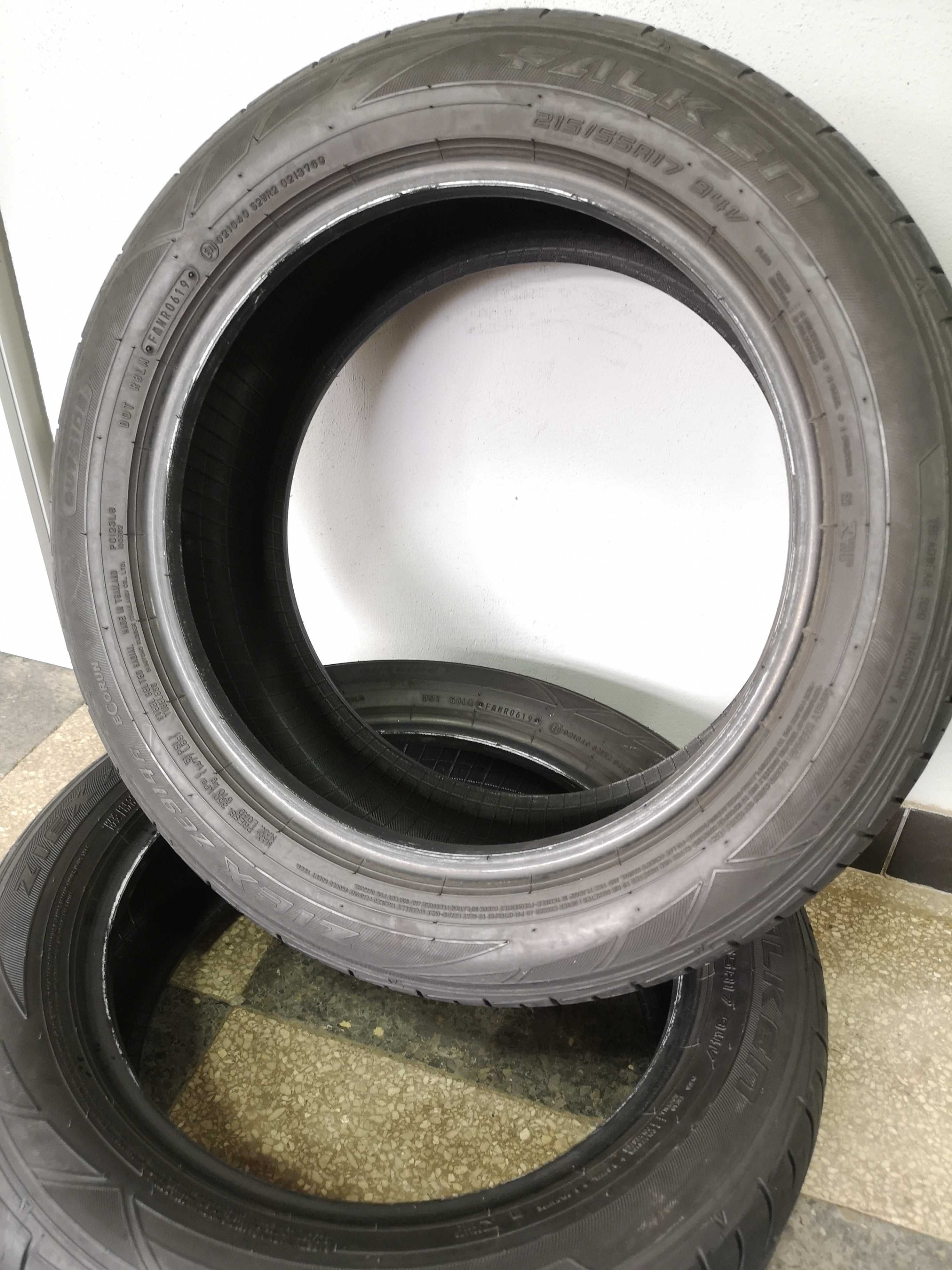 2бр 215/55/17 FALKEN 6,8мм грайфер дот19г +++
