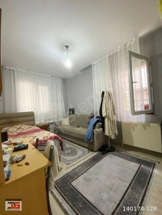 Апартамент с три спални и градинка в Текирдаг