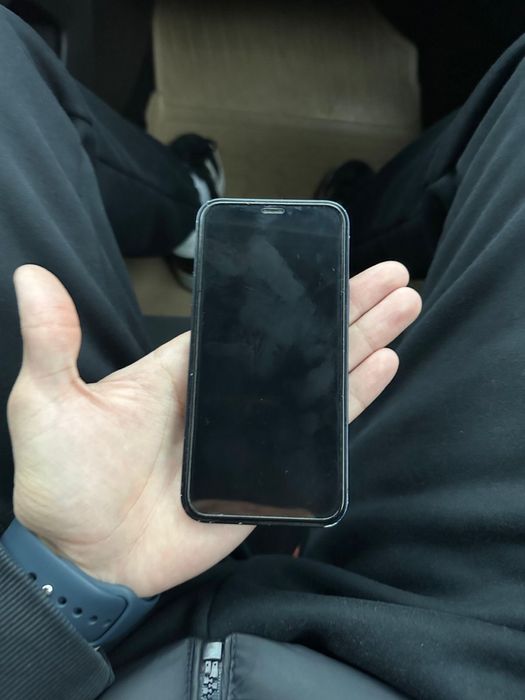 Iphone 12mini продам