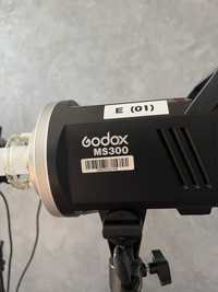 Импульсный студийный свет Godox MS300