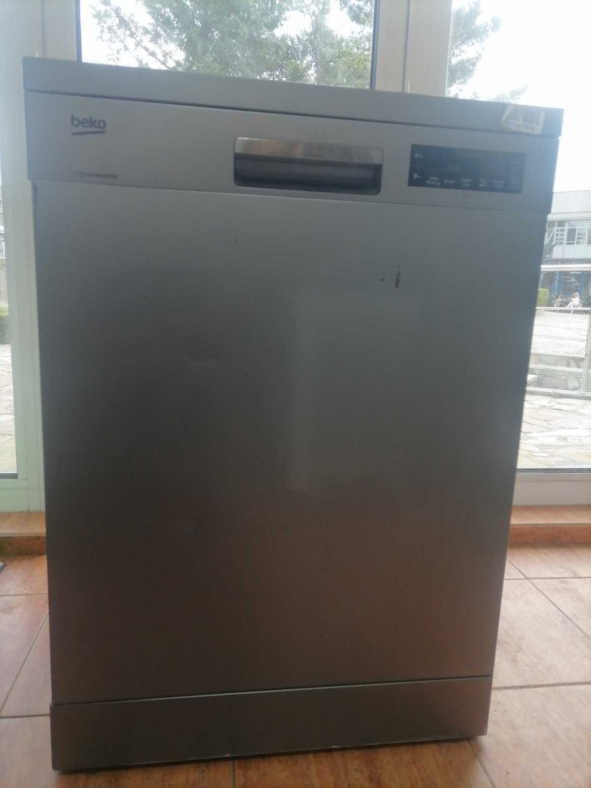 Съдомиялна BEKO DFN26420S, свободностояща, 14 комплекта, 60см.