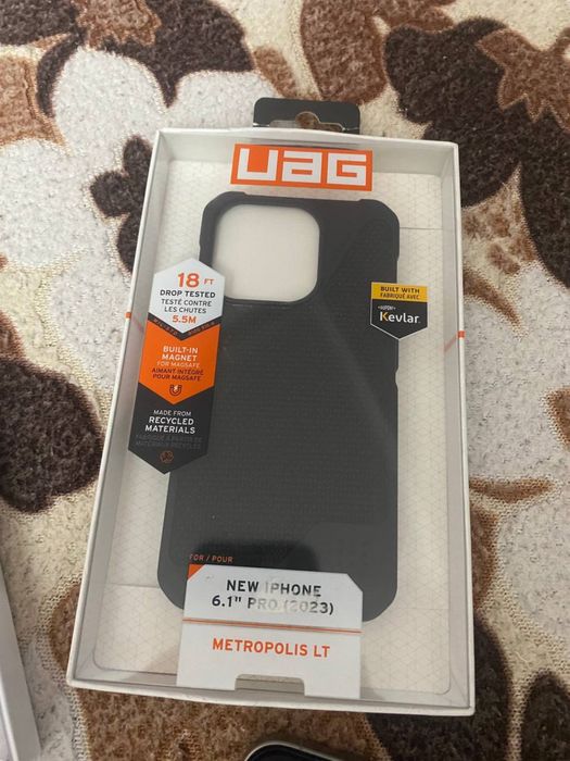 Чехол на 15 pro (uag)