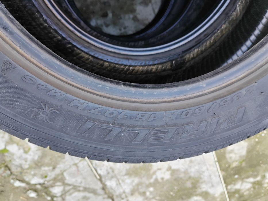 Vând 4 anvelope de iarnă