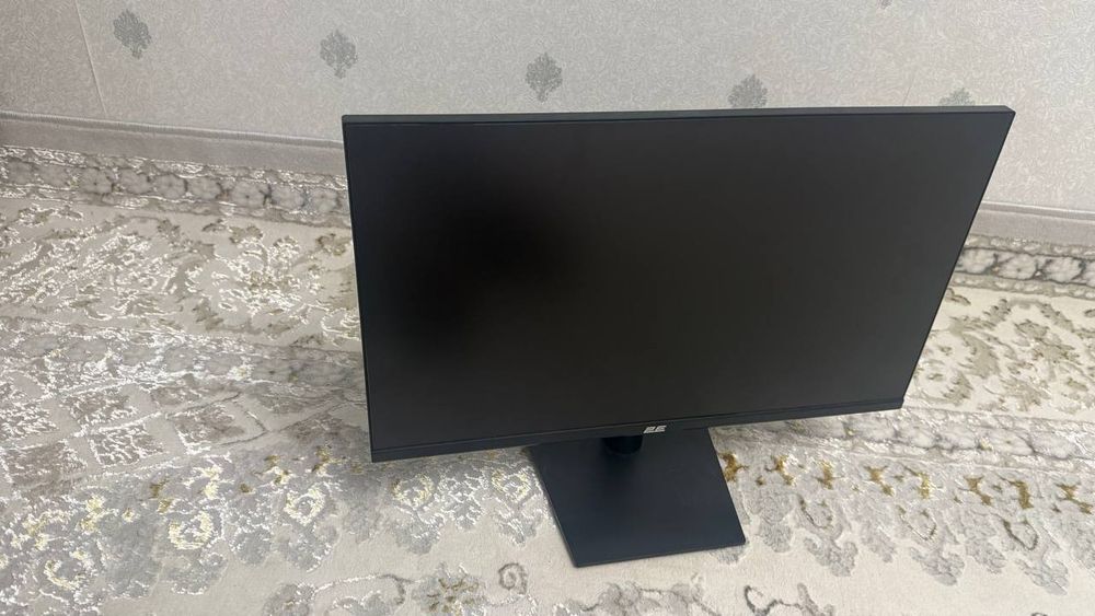 Продам монитор состояние новый