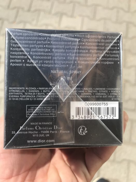 Парфюм продам оригинал