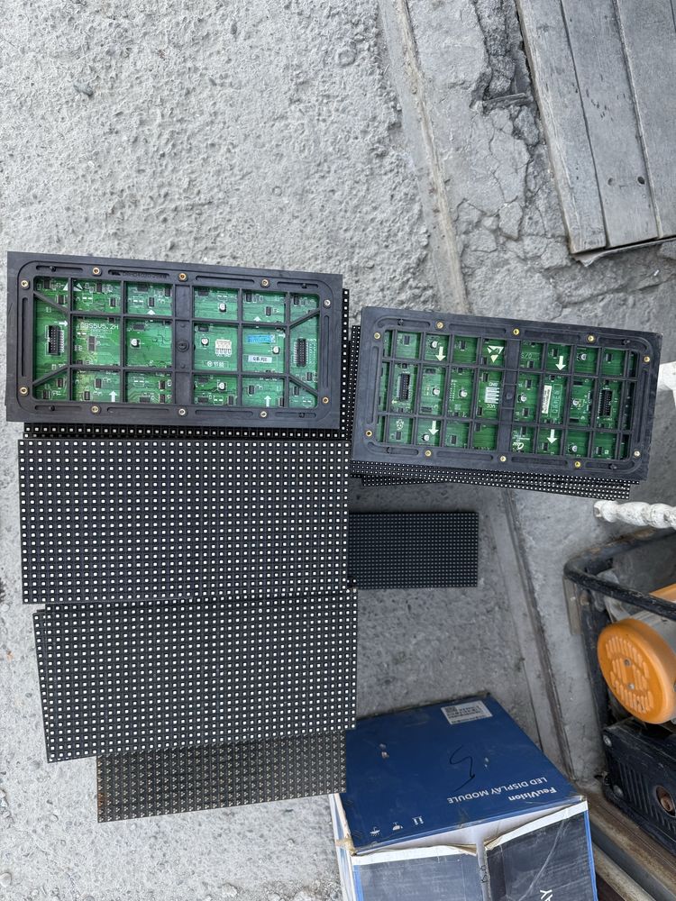 * панели для LED экранов б/у 150 штук не дорого!