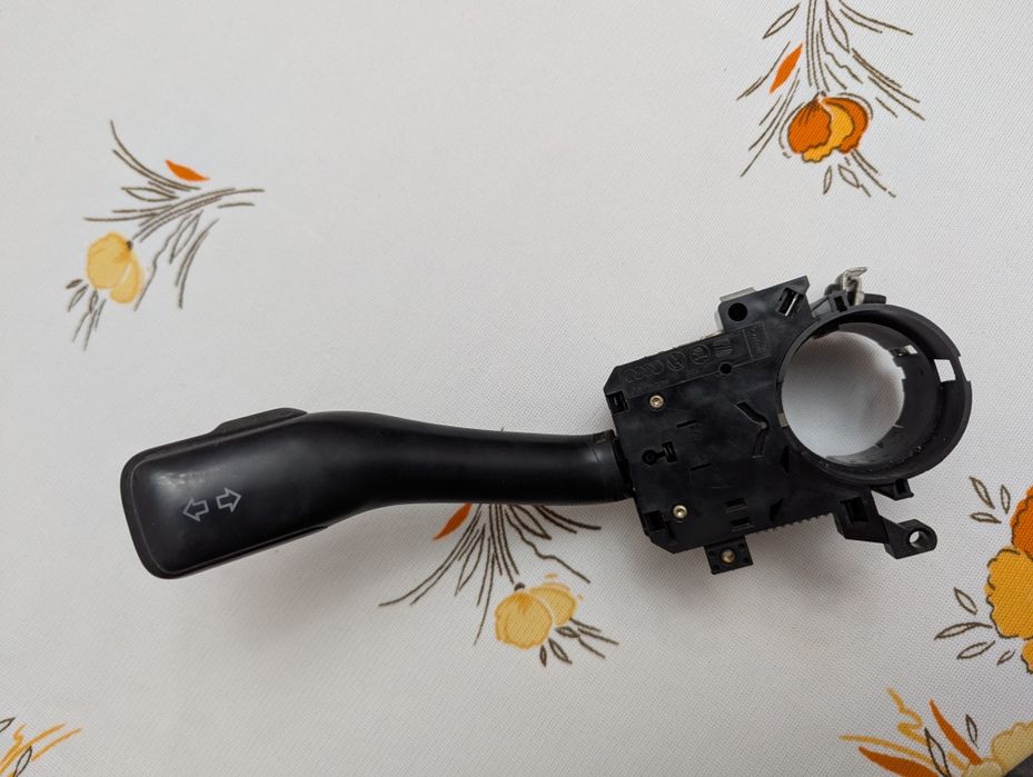 Лост за мигачи Audi VW Golf