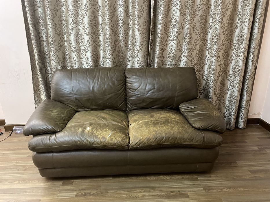 Комплек диванов для гостинной.