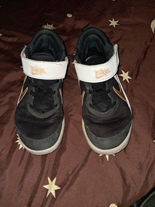 Lot 5 perechi marimea 33/34, din care 3 perechi NIKE