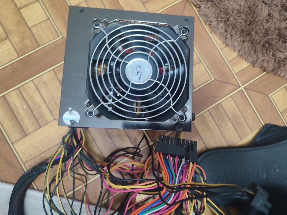 Блок питания Huntkey HW-6550HG на 550 ват