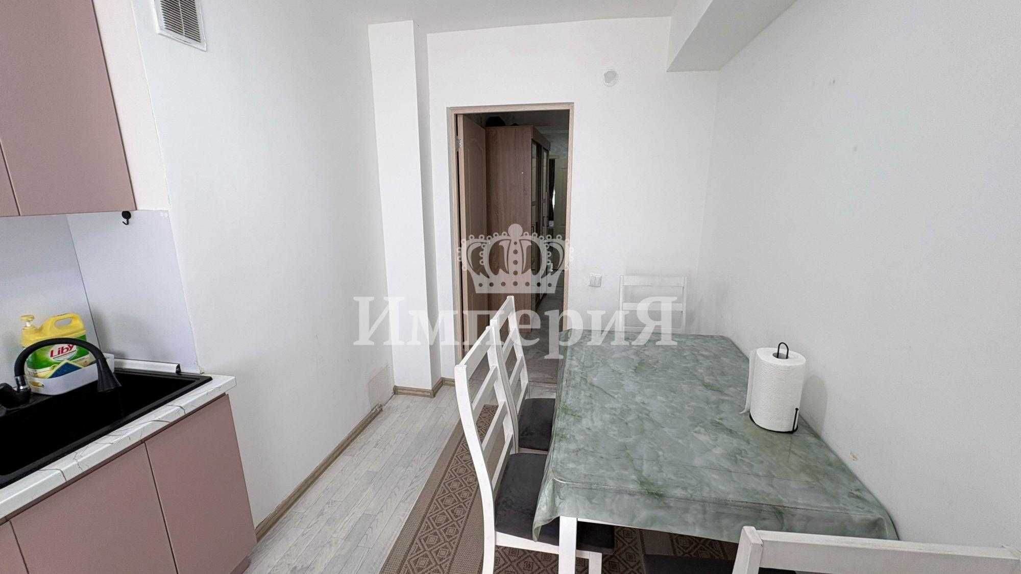Продам 3 ком 9 мкр Айжан Империя