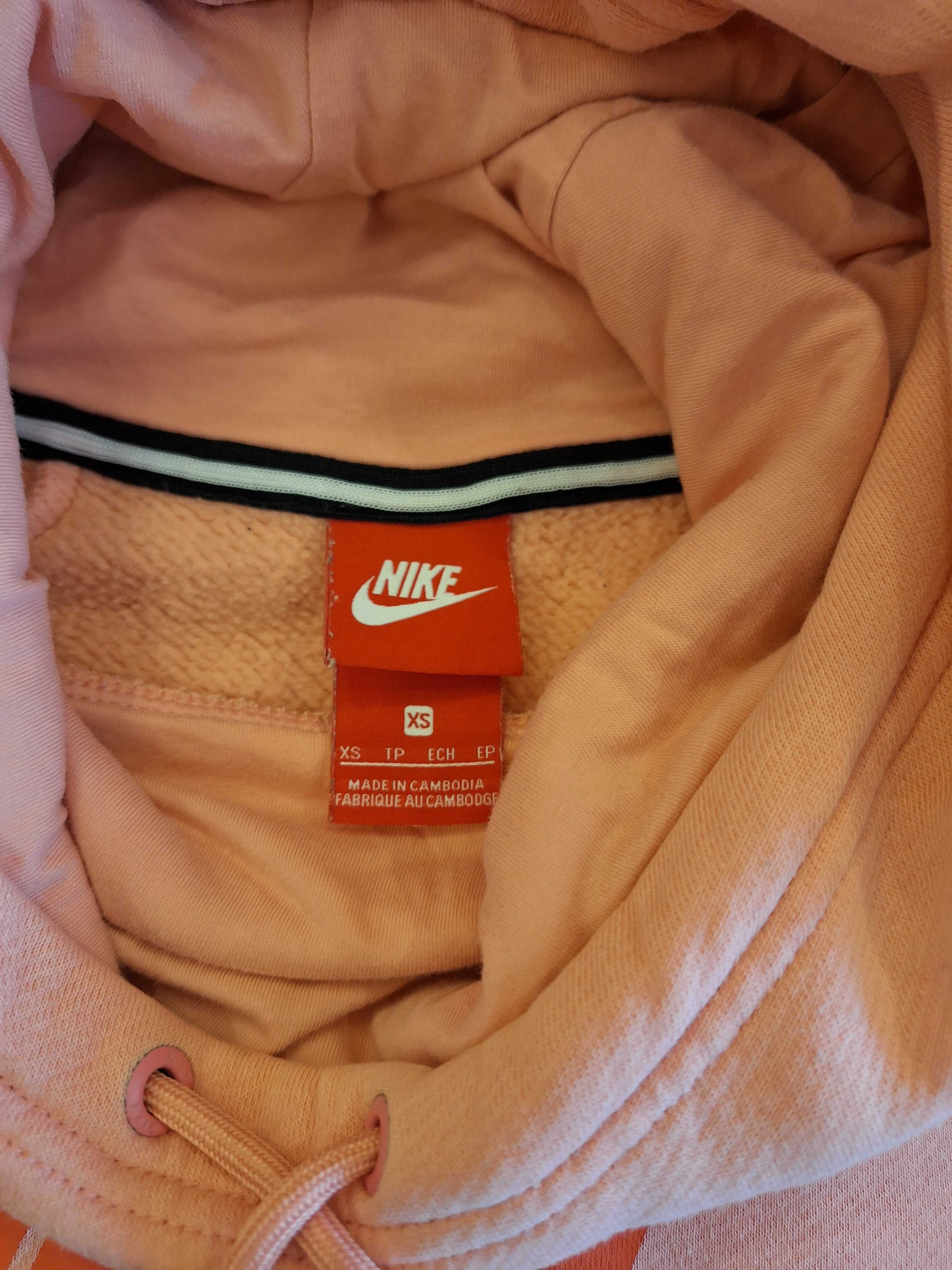 Nike дамска блуза hoodie / суичър / xs Суитшърт
